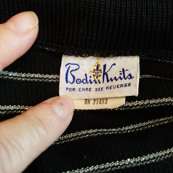 Vintage Womens Knit Top LongSleeves V-Neck Black&S - Picture 7 of 8